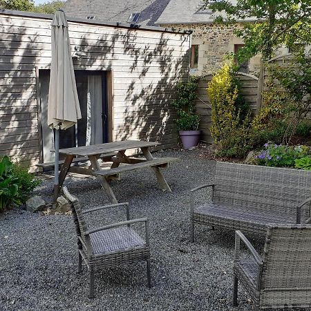 Breton Stone House In Saint Gilles Les Bois Vila Exterior foto