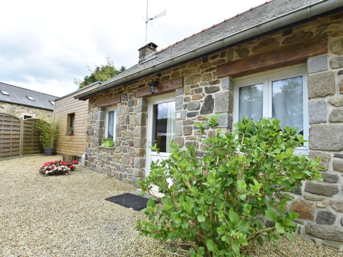 Breton Stone House In Saint Gilles Les Bois Vila Exterior foto