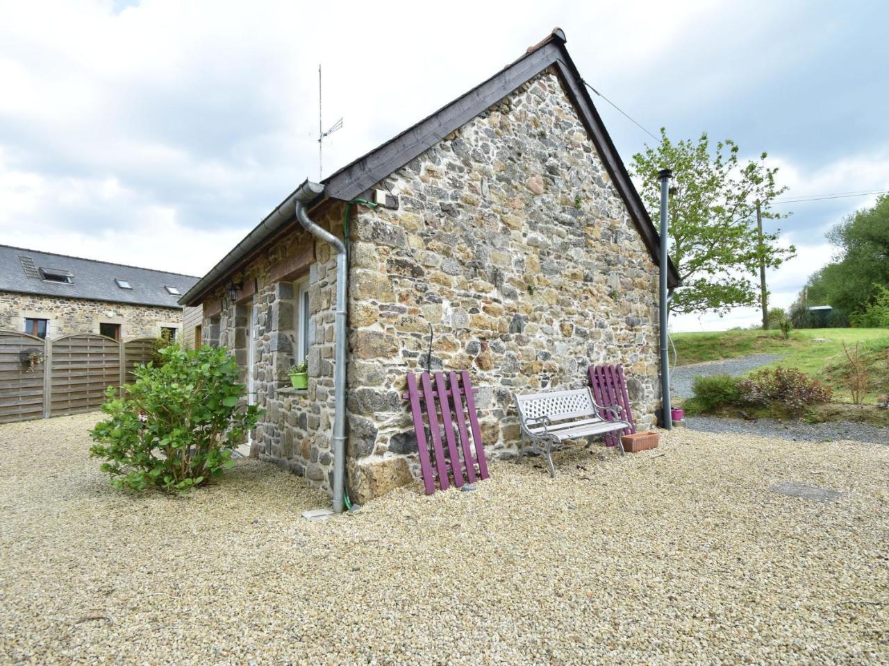 Breton Stone House In Saint Gilles Les Bois Vila Exterior foto